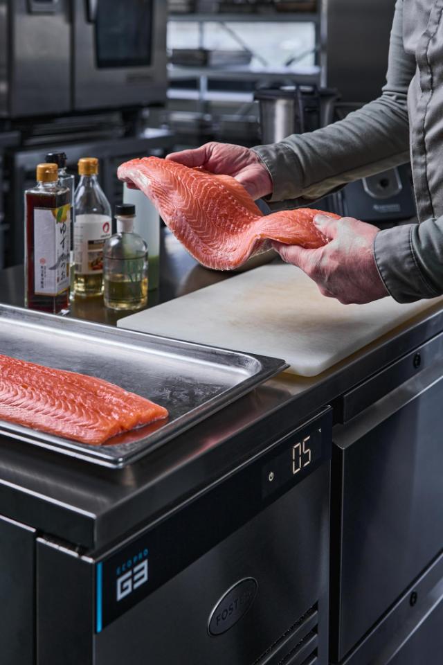 Storing Fish, Meat and Poultry Safely on a Commercial Scale
